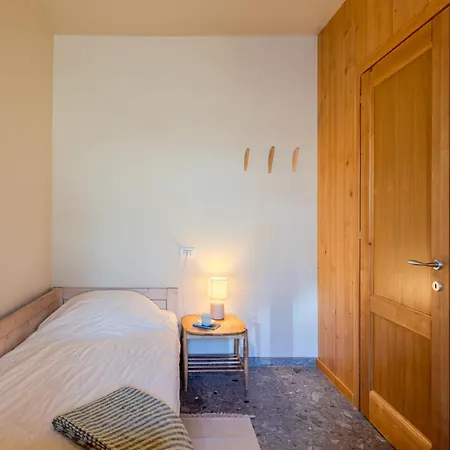Сasa de vacaciones Betulla Bianca By Interhome Livo (Lombardy)