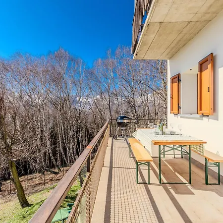 Сasa de vacaciones Betulla Bianca By Interhome Livo (Lombardy)